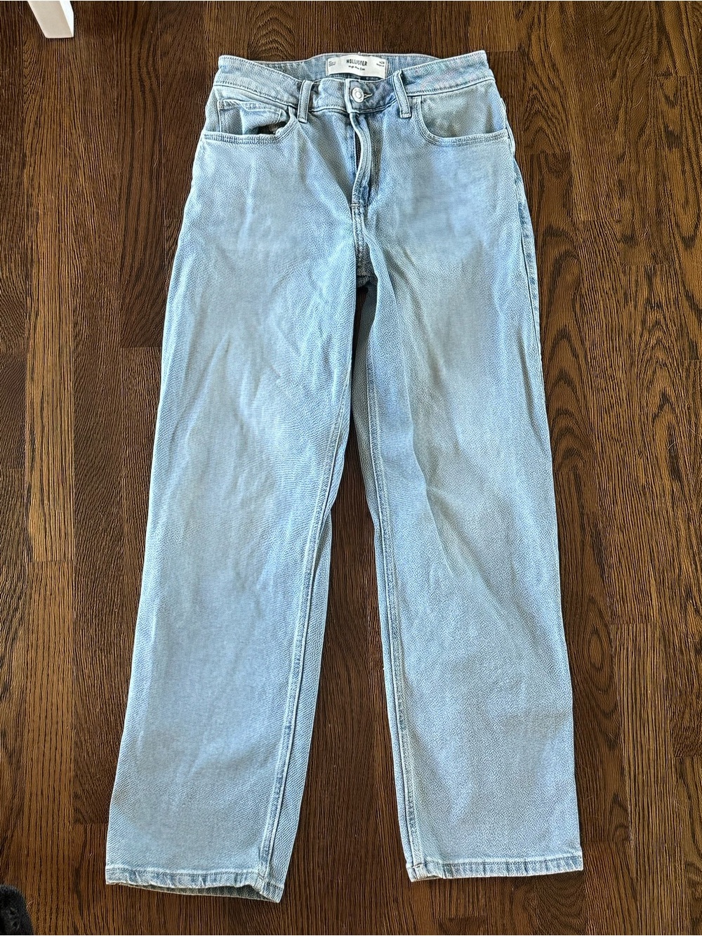 Hollister High Rise Dad Jeans - SIZE 6